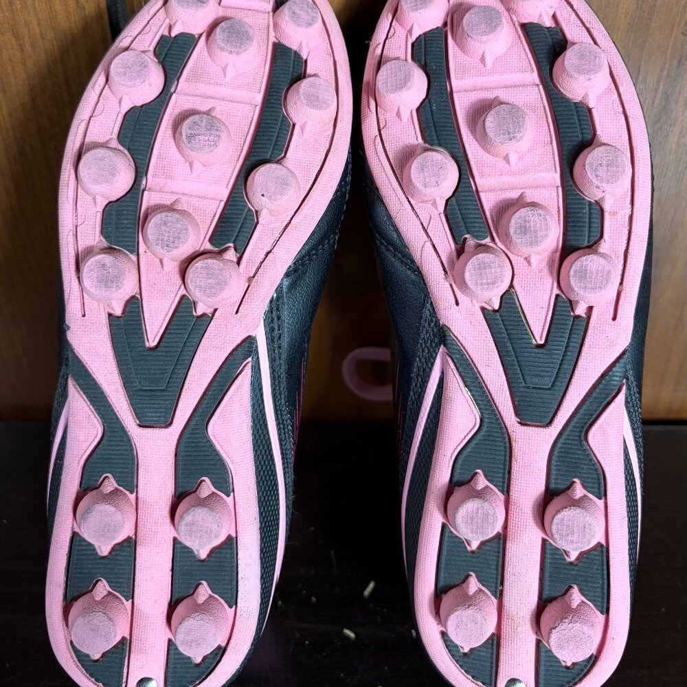 Brava Soccer Girl Racer 3 Soccer Cleats Black Pink Sz 2 - EUC - Picture 8 of 9